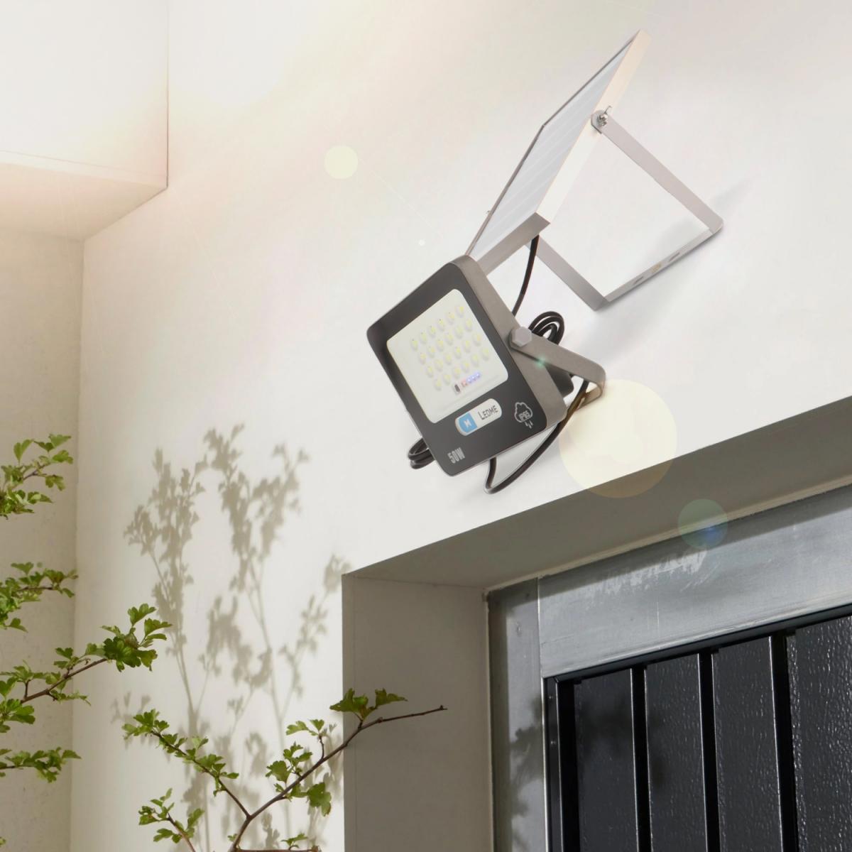 Foco Proyector Led Solar Milan 50W