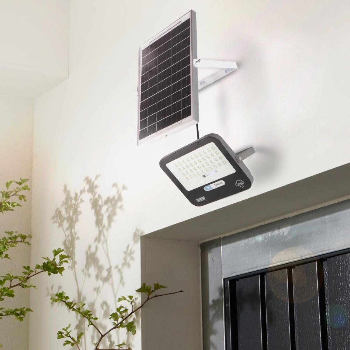Foco Proyector Led Solar Milan 100W